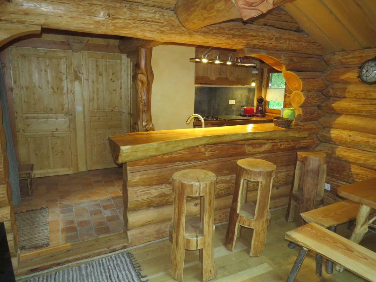 La Cabane De Hans Saint-Martial-de-Gimel Exteriér fotografie